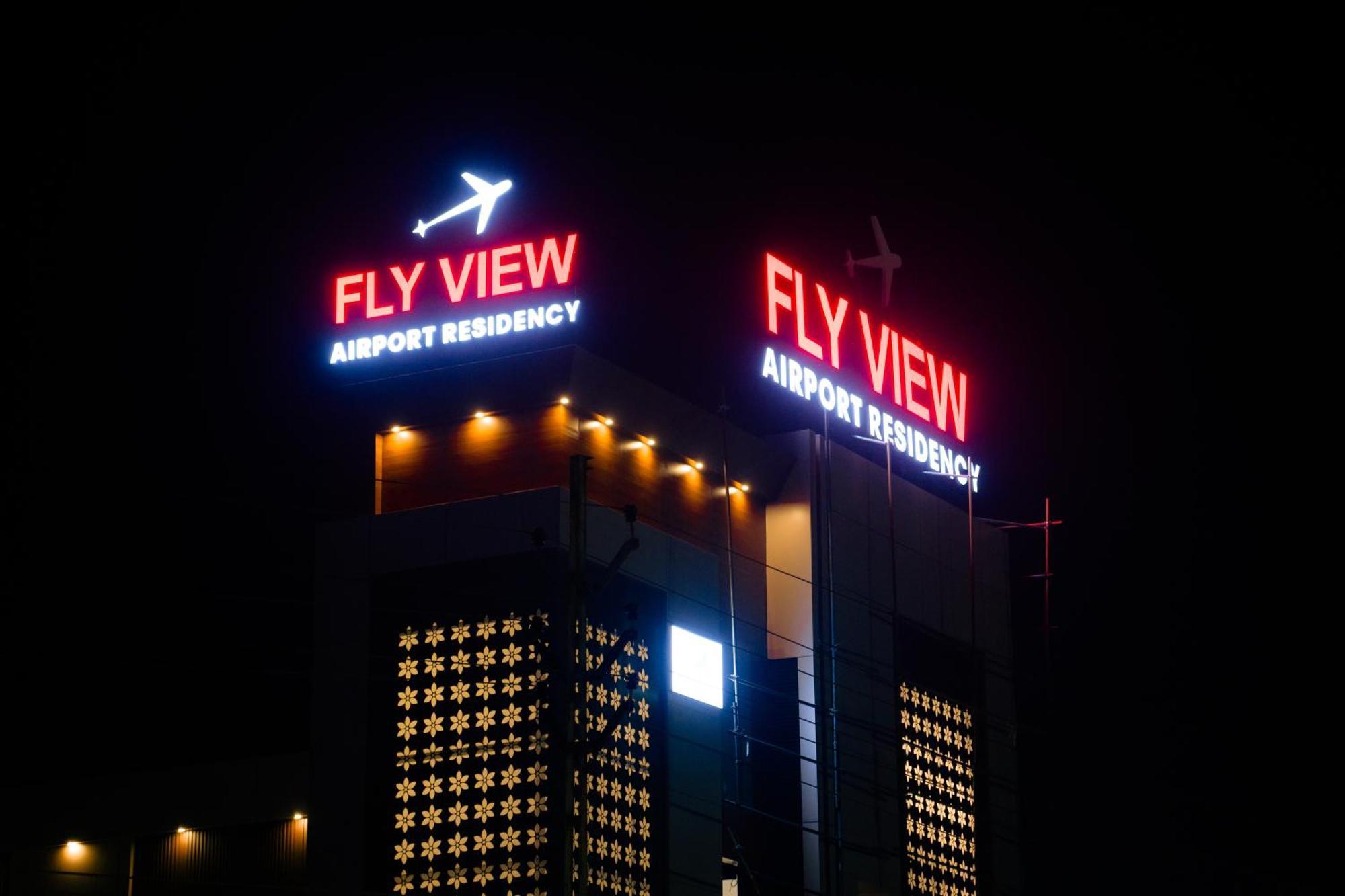 Fly View Airport Residency Hotel Nedumbassery Exterior foto