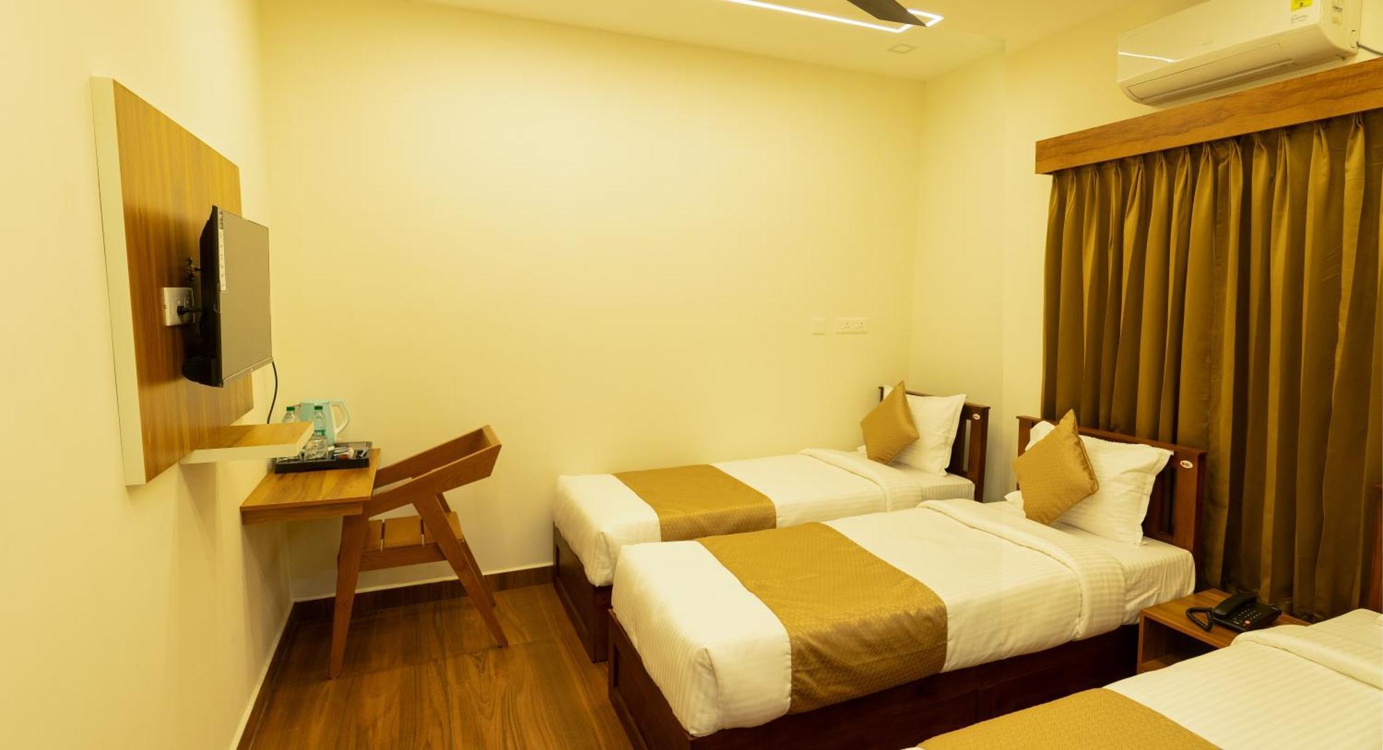 Fly View Airport Residency Hotel Nedumbassery Exterior foto